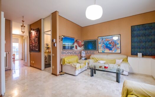 Rif. 1552 Milano Via Lampugnano 156 –