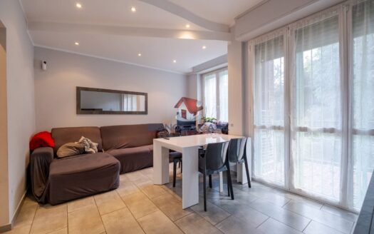 Rif. 1571 Milano Via Luigi Chiarelli 7 – Uruguay