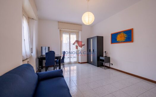 Rif. 1602 Milano Via Dei Tulipani 9 –