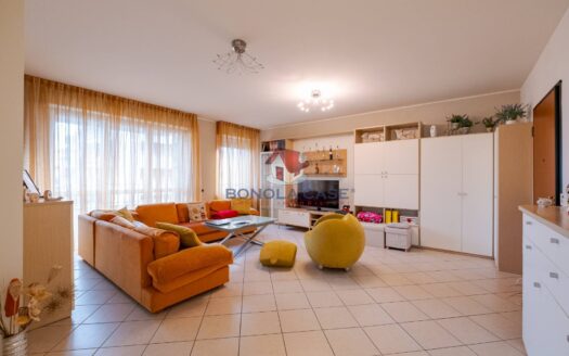 Rif. 1622 Milano Via Carlo Perini 23 –