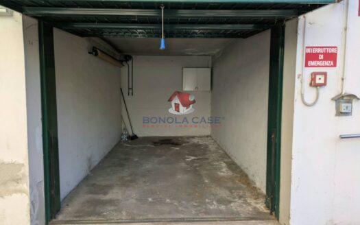 Rif. 1703 Milano Via Sem Benelli 14 –