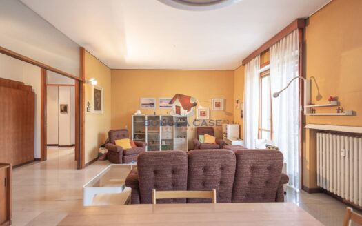 Rif. 1706 Milano Via Pompeo Neri 13 –